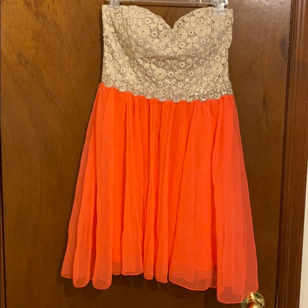 Strapless evening dress